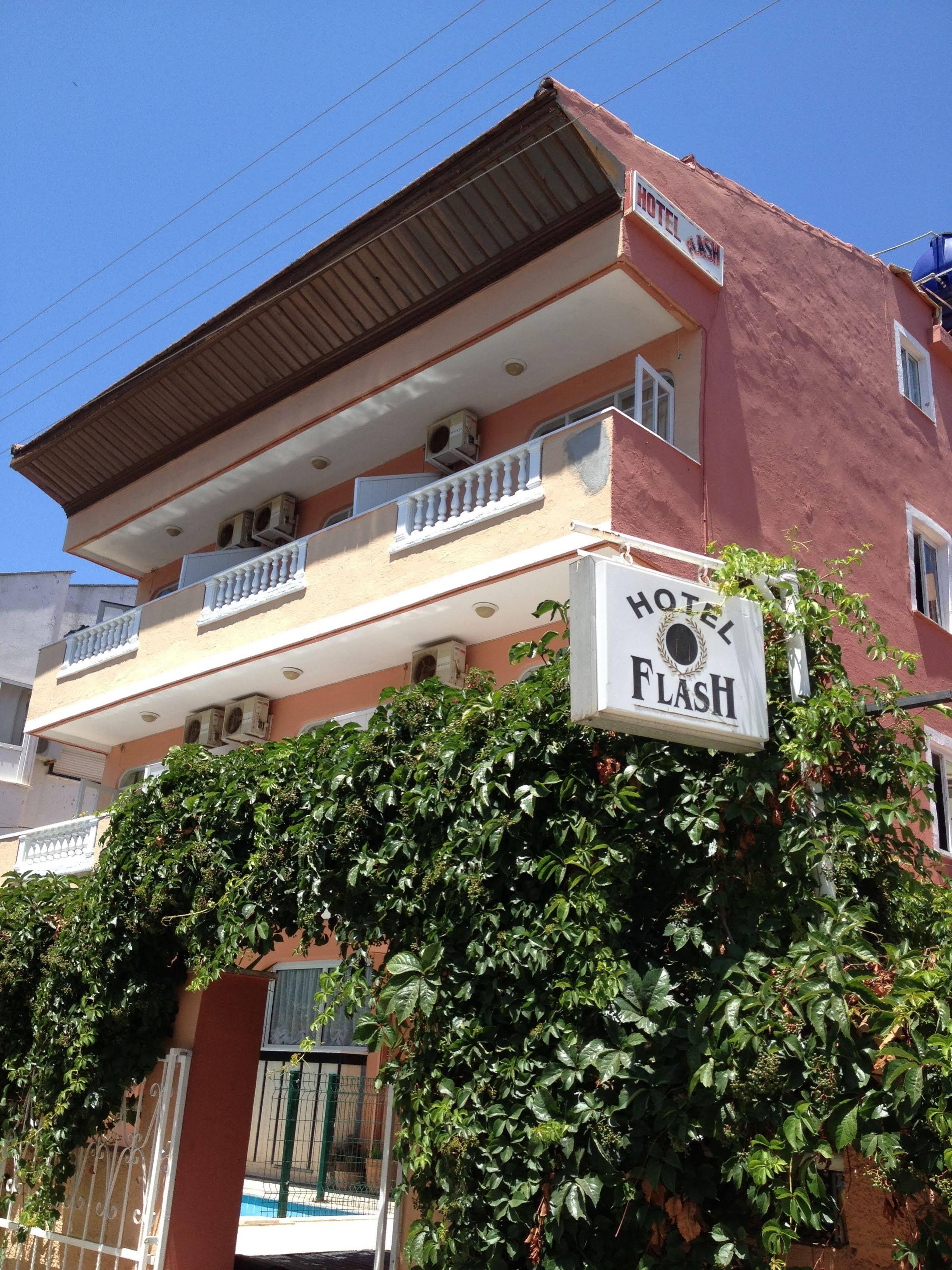Flash Hotel Marmaris Luaran gambar